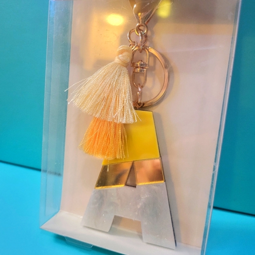 NEW Initial A Keychain - Picture 2 of 2